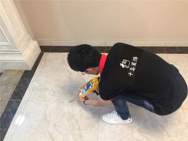 美縫好不好？瓷磚用勾縫劑還是美縫劑